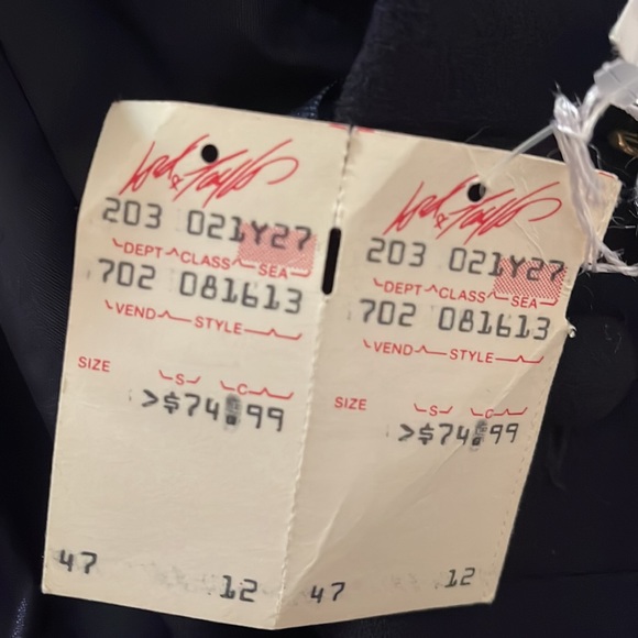 Navy, 100% Wool, Lord and Taylor, Vintage size 6. Straight leg. - Picture 5 of 5